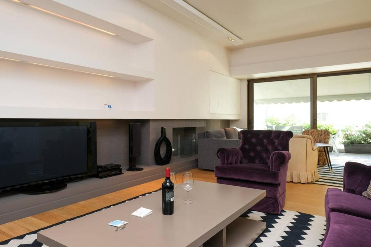 Urban Luxury Homm Apt. In Deinokratous Str. Apartment Athens Luaran gambar